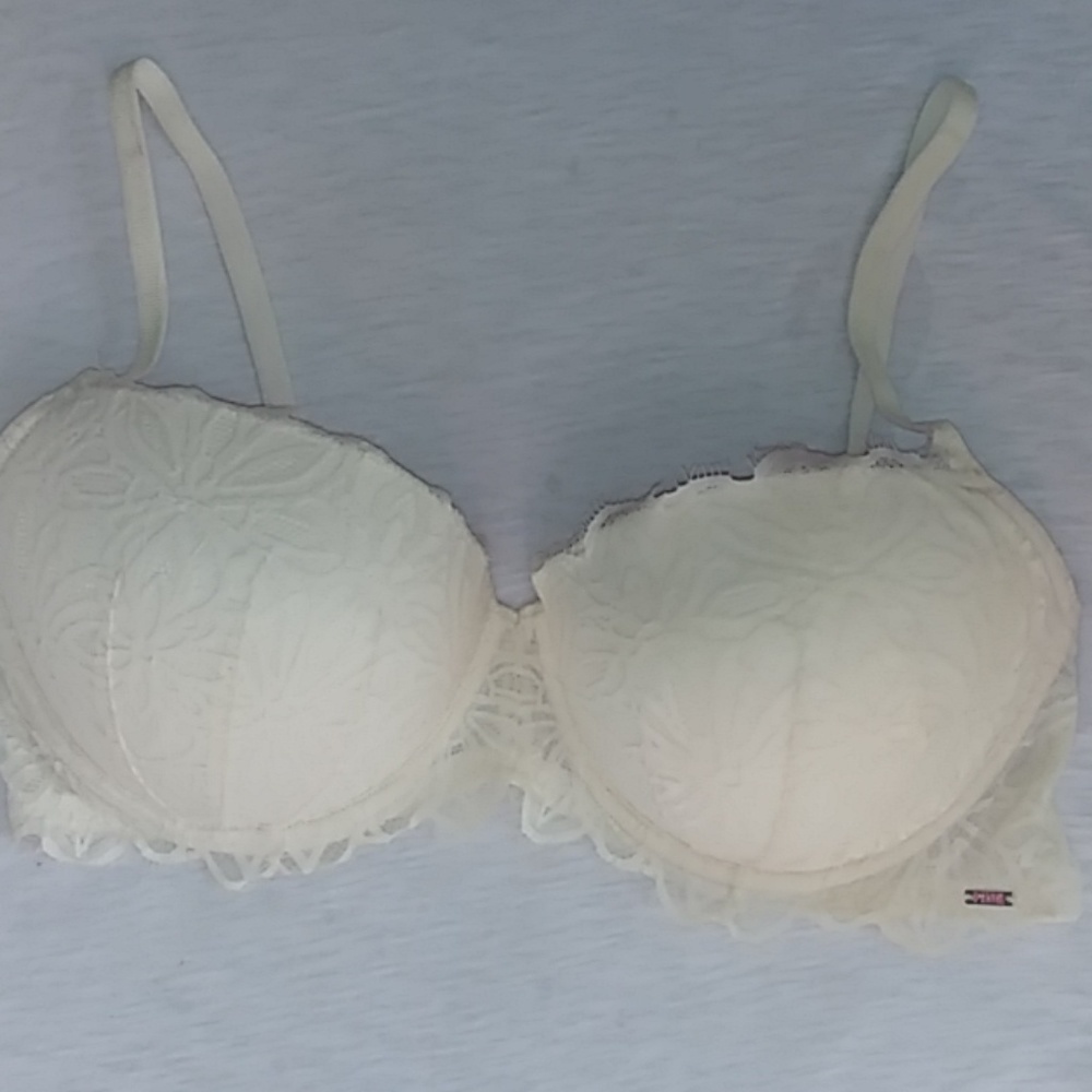 Pink Victoria's secret bra